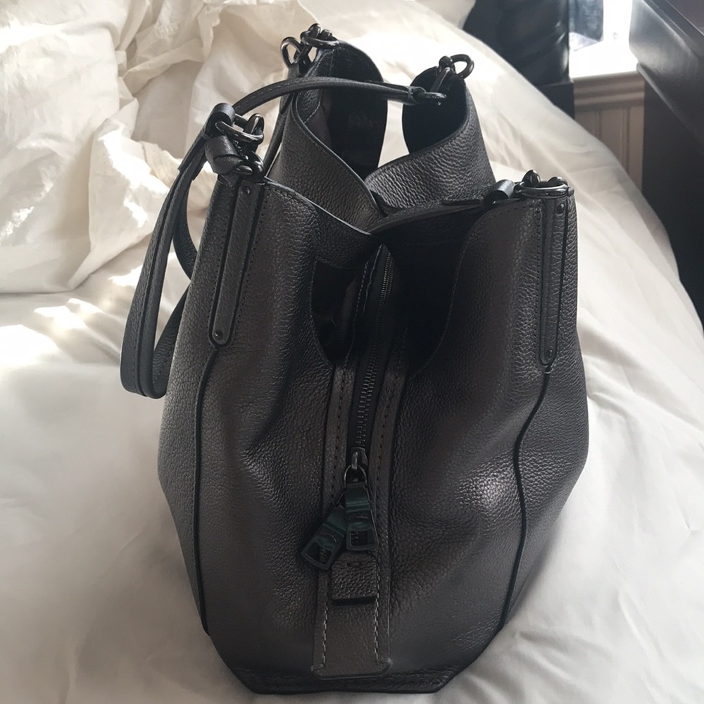 Coach Shoulder Bag - Picture 2 of 9